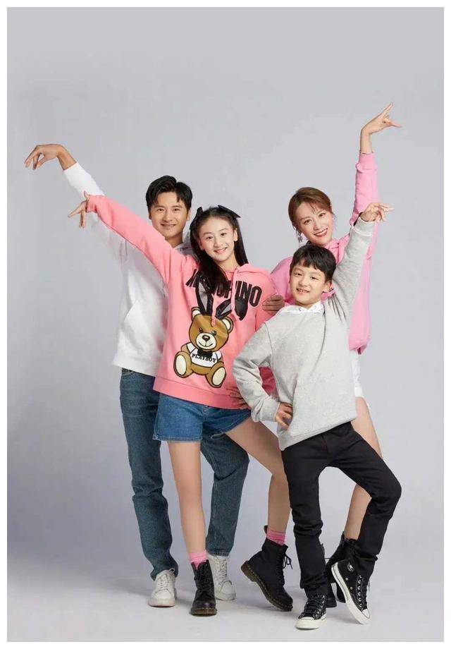 原创叶一茜田亮甜蜜晒幸福家庭和睦喜结连理让人为之神往