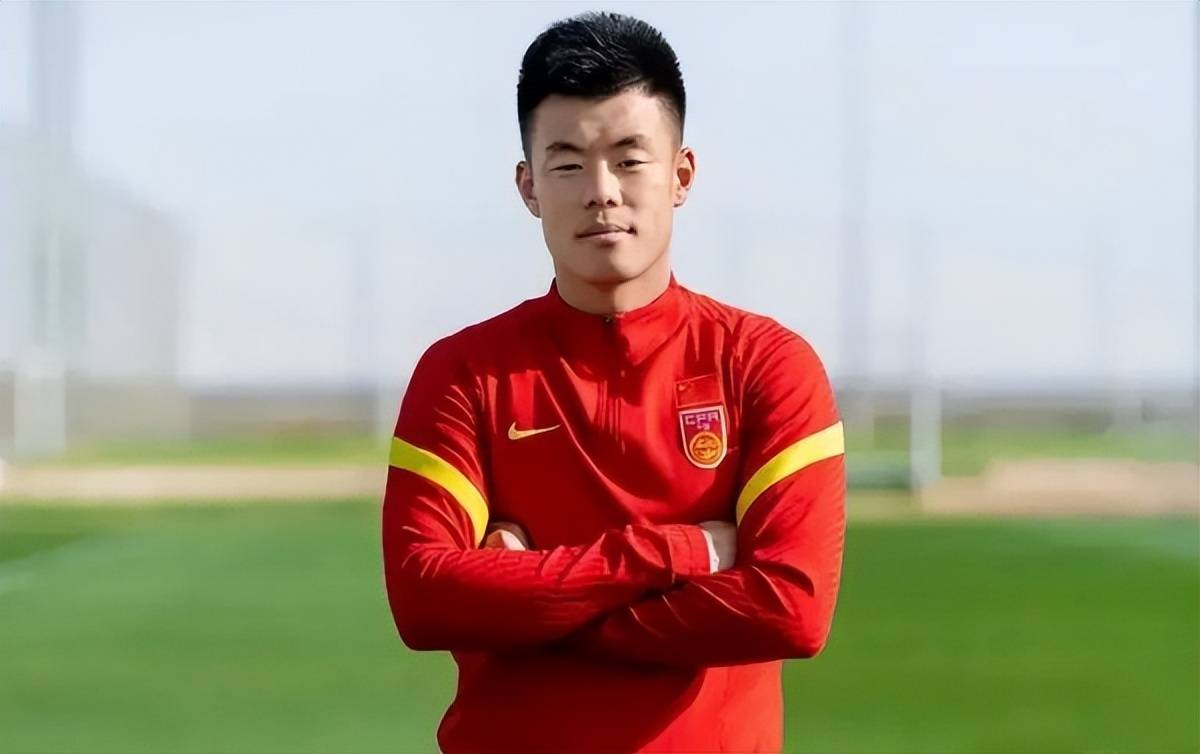 吴曦跟谭龙 中超依旧神勇 他们用行动证明伊万选择是愚蠢_扬科维奇