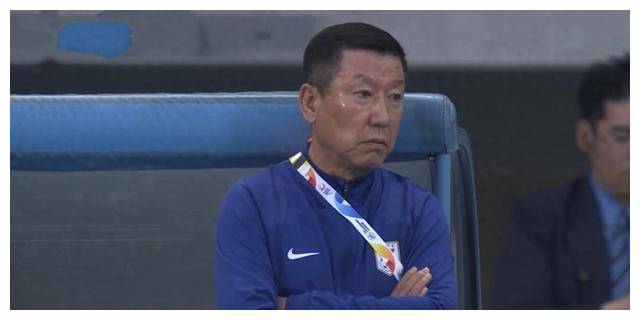 原创泰山队战术务实老崔放权高准翼盯住横滨王牌底线平局