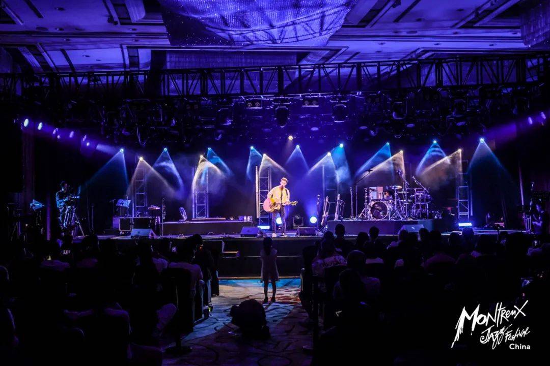 唯一被授予联合国教科文组织世界文化遗产的音乐节瑞士蒙特勒爵士音乐