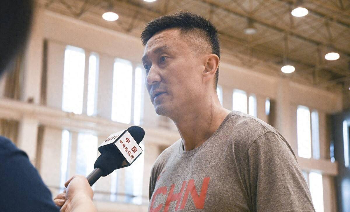 记者透露最新消息,杜锋担任我们男篮新主帅悬念揭晓_指导_球员_主教练