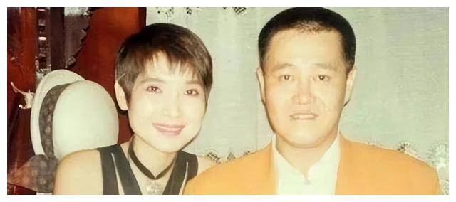 原创从洗碗工到百万富婆葛淑珍惊艳世人被赵本山抛弃后的逆袭