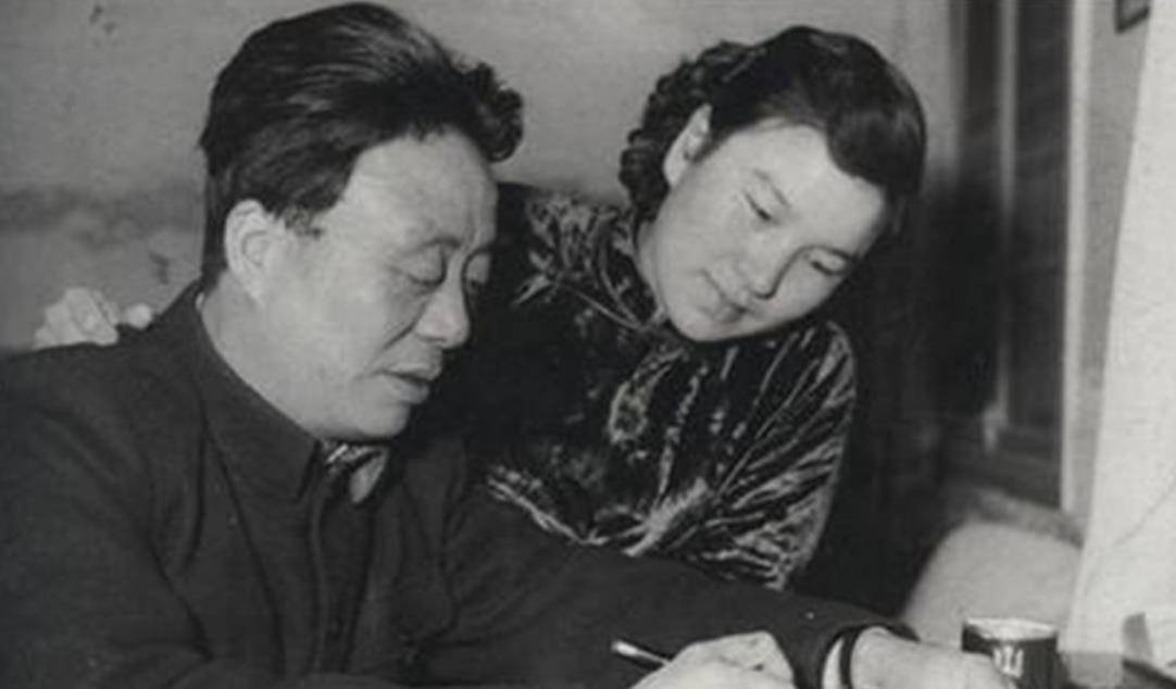 18岁嫁29岁才子,恩爱16年生2子2女,33岁她含泪把丈夫告上法庭_艾青