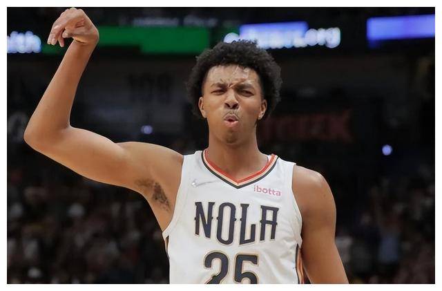 墨菲的出色表现让他的价值直逼一线球星,预计他的合同将在1.