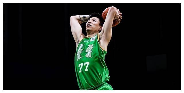 赵继伟三分连中,张镇麟单挑大韩,杨鸣透露计划.