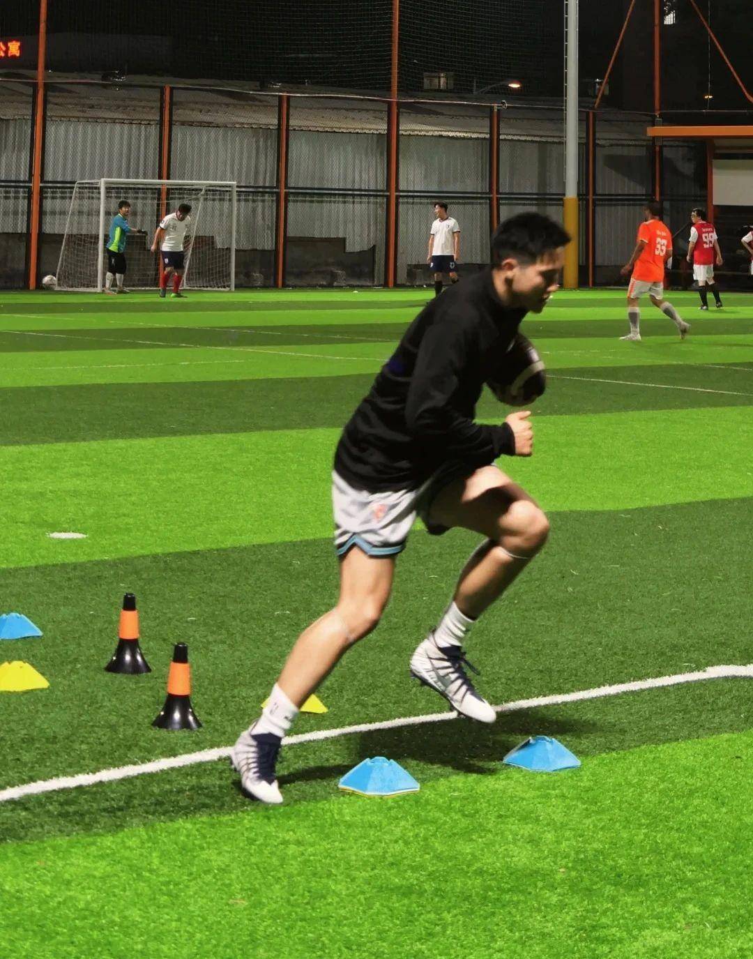 橄榄球肌肉猛男的荷尔蒙狂潮_气质_好身材_运动健将