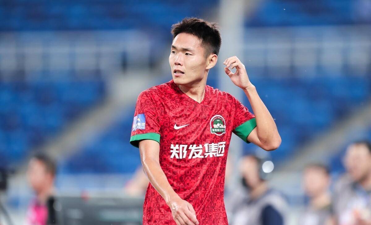 王上源_赛季_中场