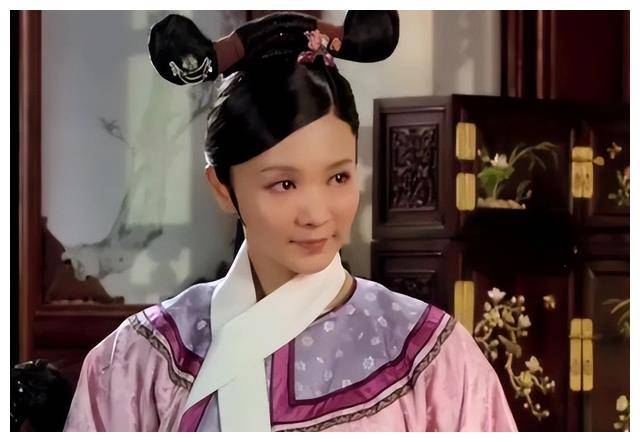 皇后与安陵容,祺嫔经常商议如何谋害其他嫔妃,这三人组合被戏称为"