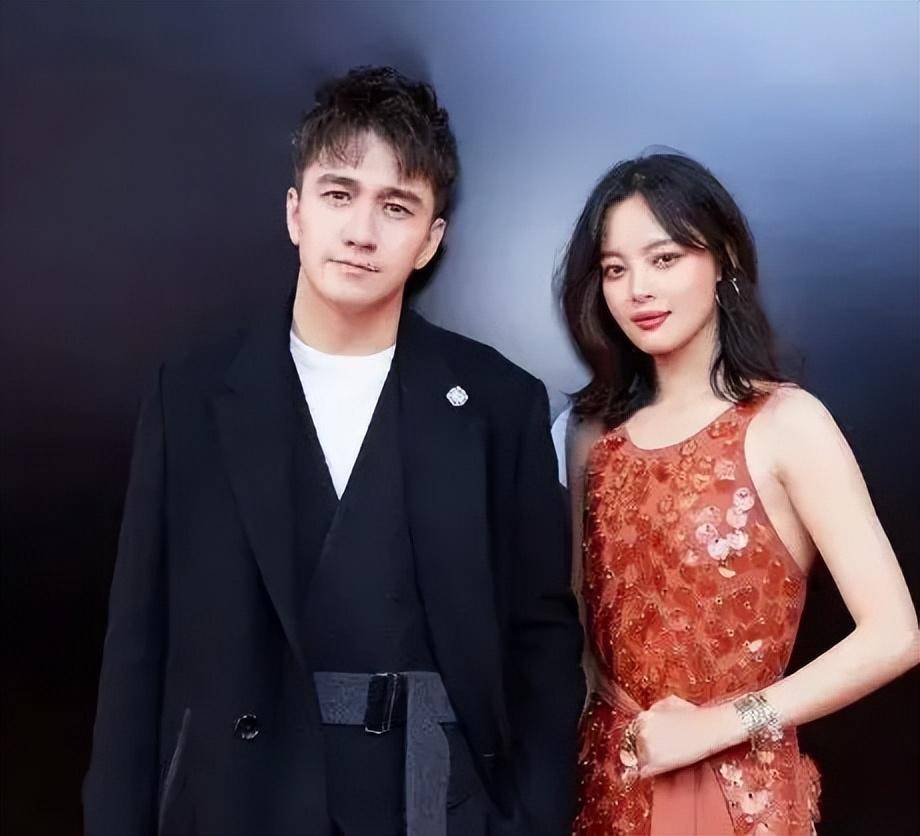 翟天临:好多人都放弃了我,辛芷蕾没有_生活_学历_父亲