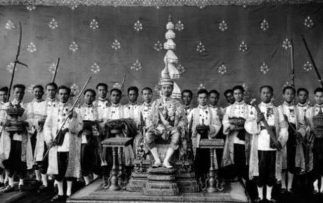 原创拉玛七世郑光不愿继位百般推脱自己都感慨王朝气数已尽