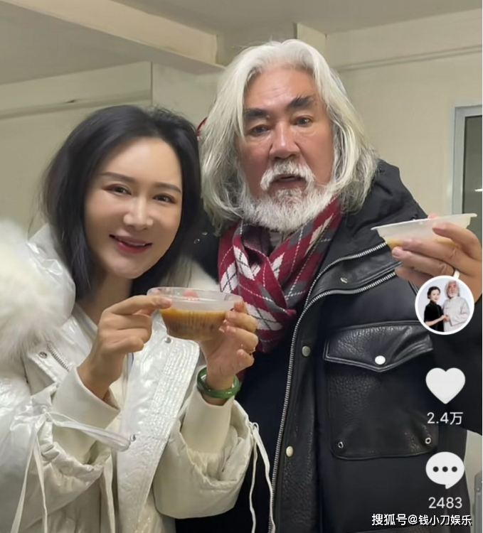 72岁张纪中再当爹,小30岁娇妻为要吃尽苦头,曾被钢丝穿乳_杜星霖_孩子