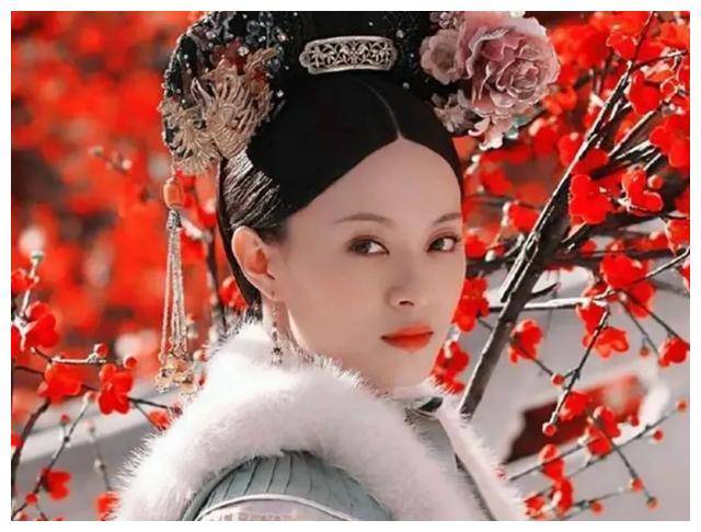 丫鬟演绎五部经典剧杨幂俞飞鸿皆黯然神伤