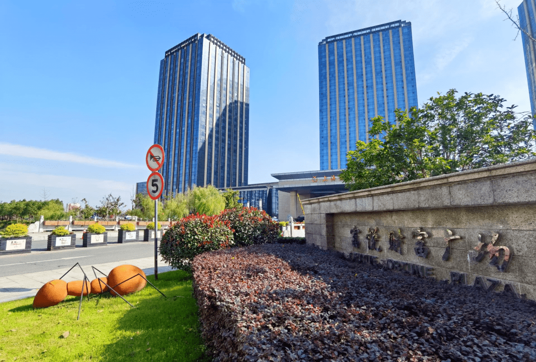上海松江富悦公馆富悦财富广场房价房型图户型图交通地铁楼盘地址