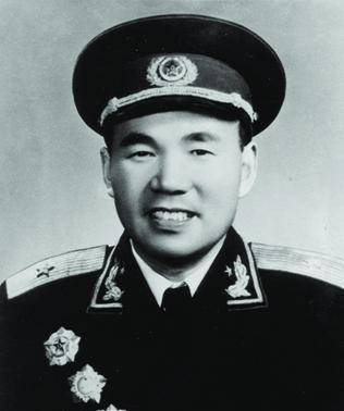 原创大别山上红旗飘寻找红28军手枪团团长余雄