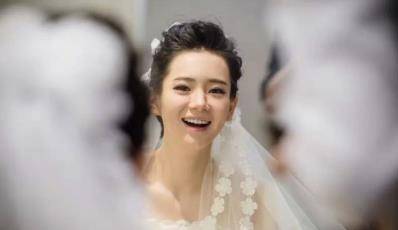 原创戚薇李承铉婚礼现场照曝光戚薇的快乐你是想象不到的