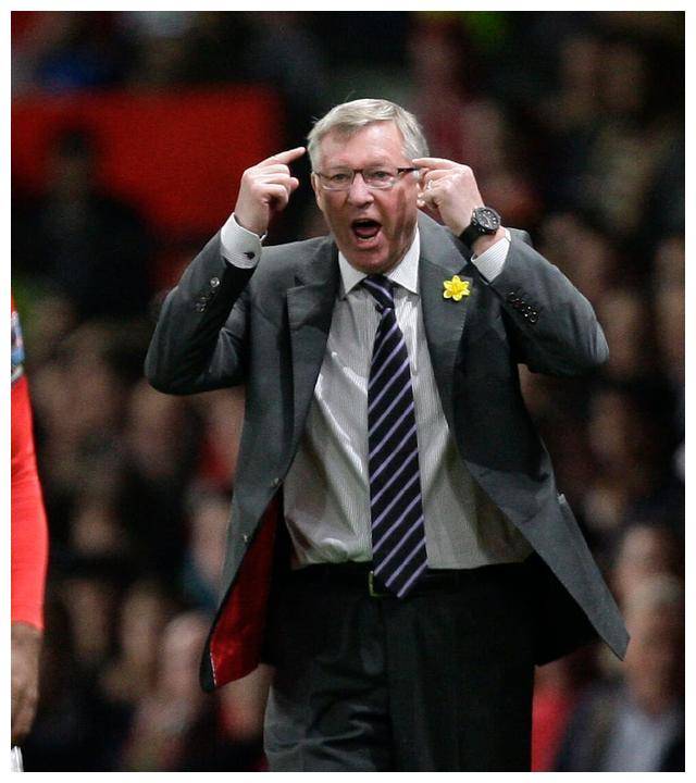 阿兰希勒瓜式热舞与农夫三拳原来竟是场演出