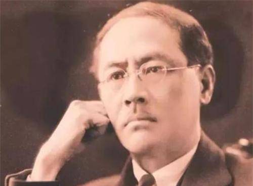 桂新,1875年,妻子为陈桂新生下了一个儿子,取名尤金,中国名字叫陈友仁