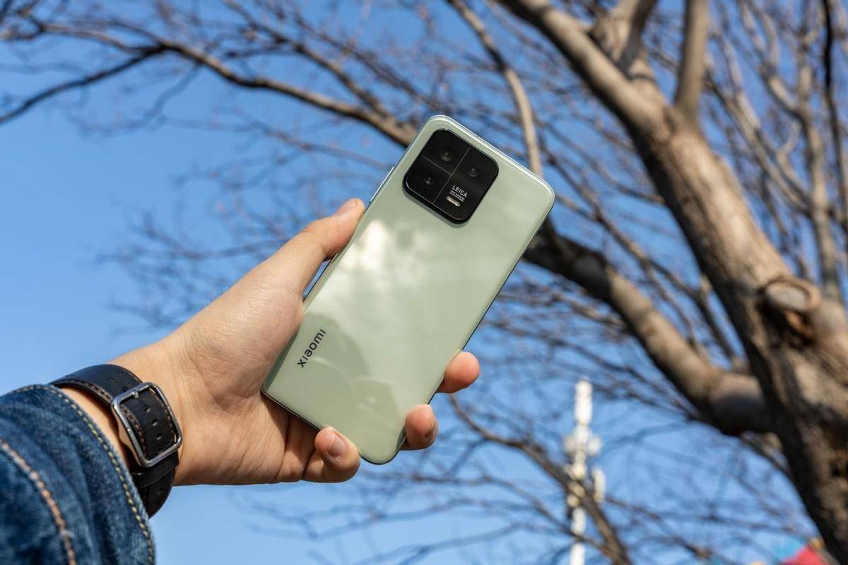 原创从4599元降至3199元小米13卖一部少一部米粉该捡漏了