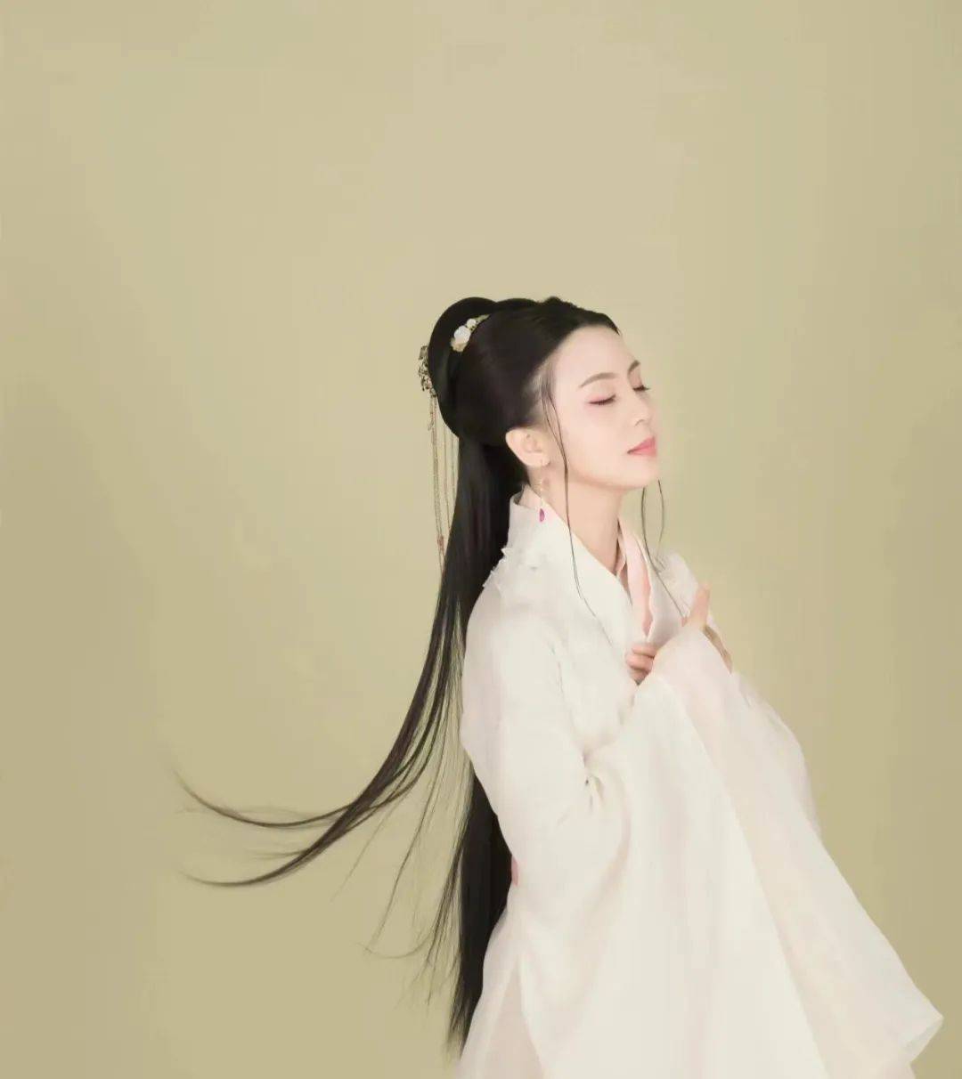 原创千家才媛侯静雅咏梅诗词选