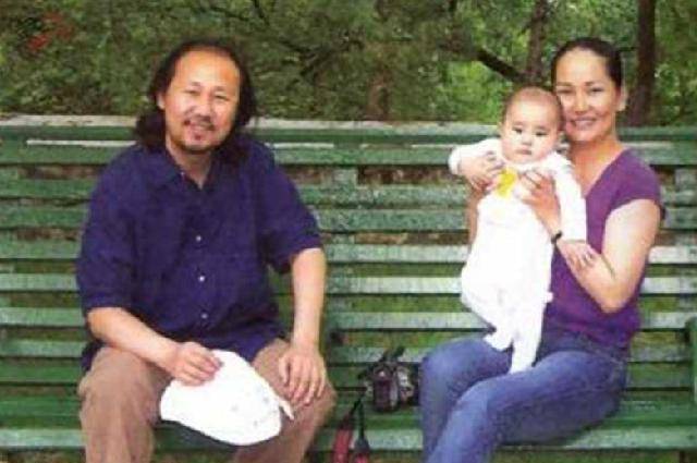 腾格尔_生活_女儿