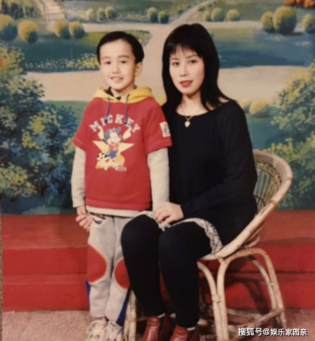 翟天临:我这辈子最正确的决定,就是退圈前,与辛芷蕾在一起了