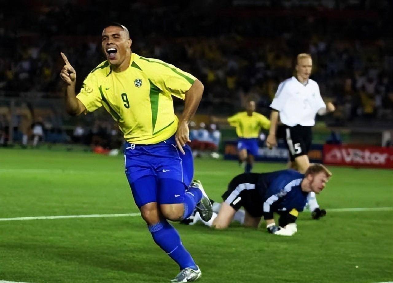 个人做到极致,但碰上一群猪队友,输掉比赛——有例子吗_姆巴佩_点球