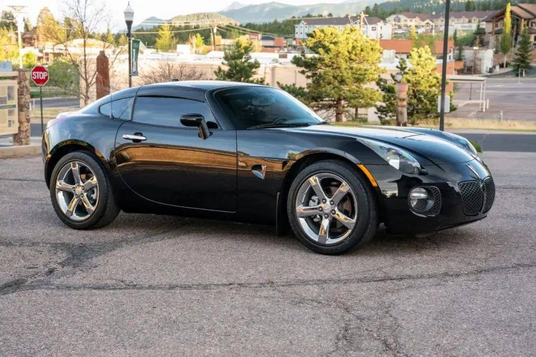 比法拉利f40还稀有的跑车你见过吗?庞蒂亚克 solstice gxp