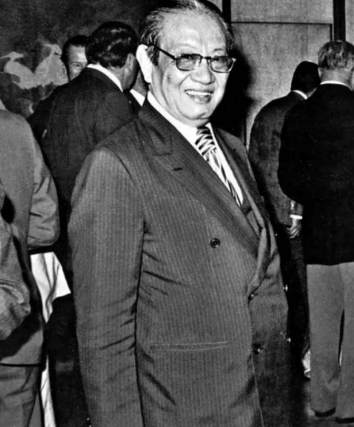 这件事情,无论是对董浩云还是东方海外公司来说,都是一个噩耗.