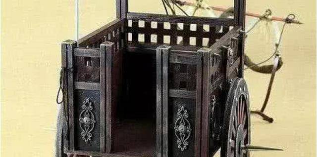 原创诸葛亮双腿没有病为何打仗时总要坐在轮椅看后才知多可怕