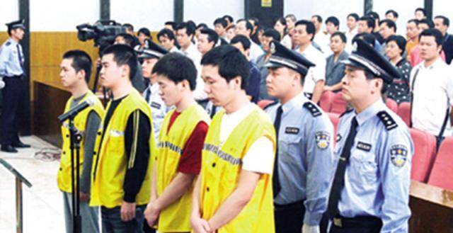 原创制作熊猫烧香病毒的小伙子刑满出狱后为何又被判4年