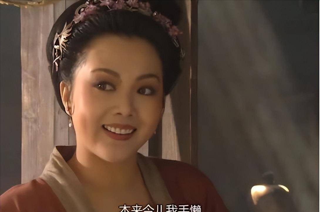 历史上梁山好汉中的三名女将,越漂亮死得越惨,只有一人善终_二娘_武松