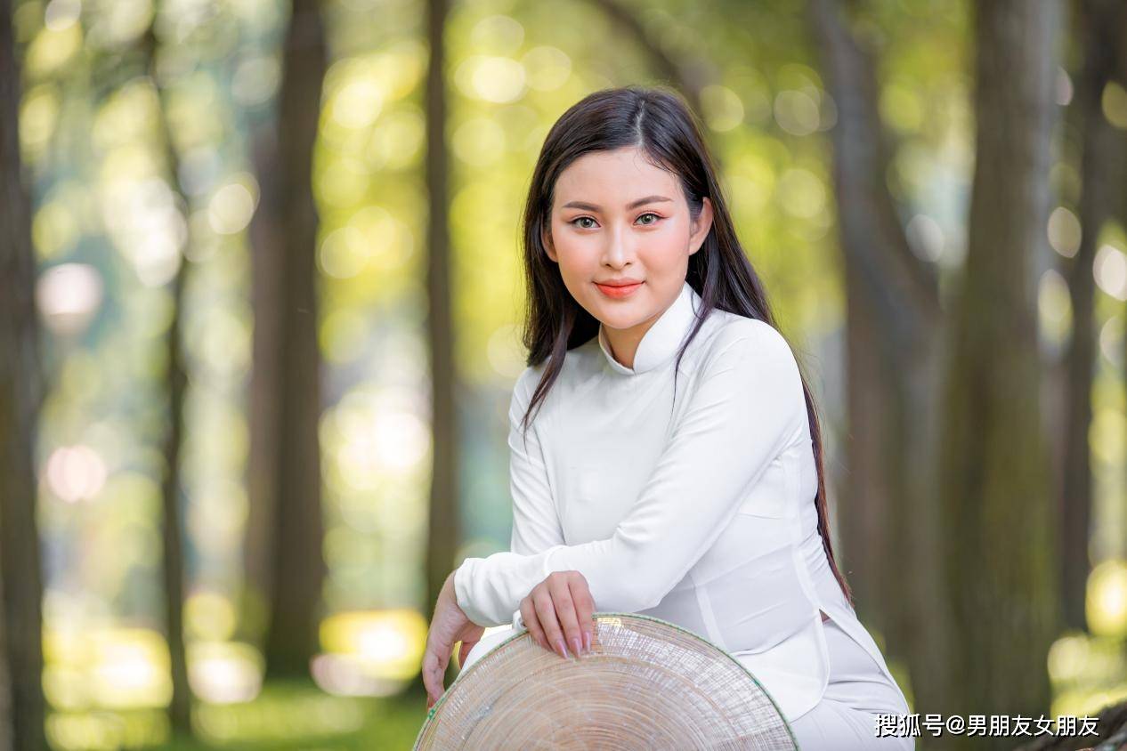 原创一有钱就败家的3大星座女温柔贤惠很旺夫男人要珍惜
