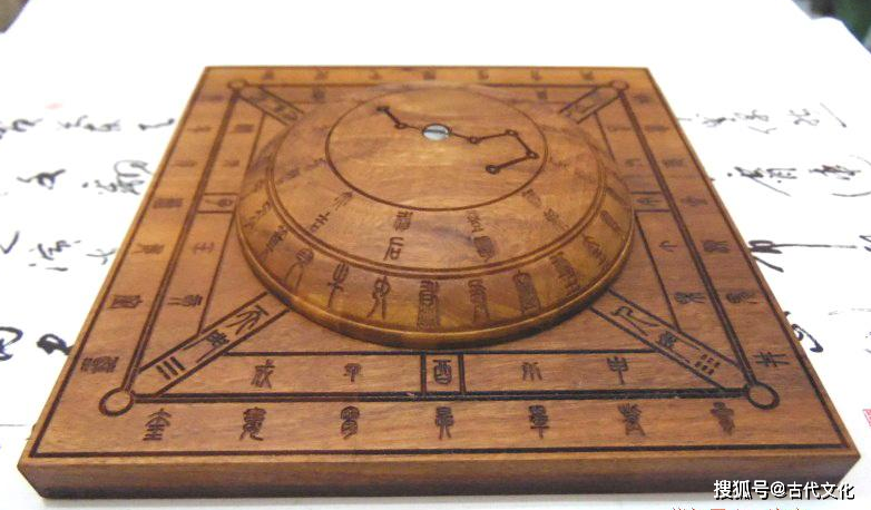 六壬神盘怎么用