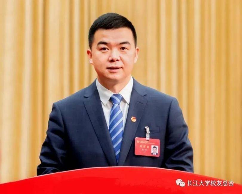 马晓勇在长大石油工程学院,一代代石油人赓续"石油血脉",切身保障祖国