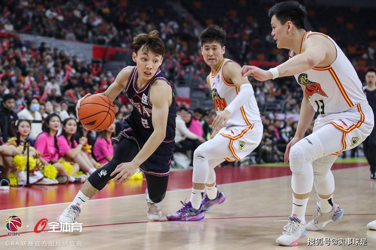 原创跃粤欲试福建男篮发布迎战广东海报欲在落虎涧掀翻华南虎