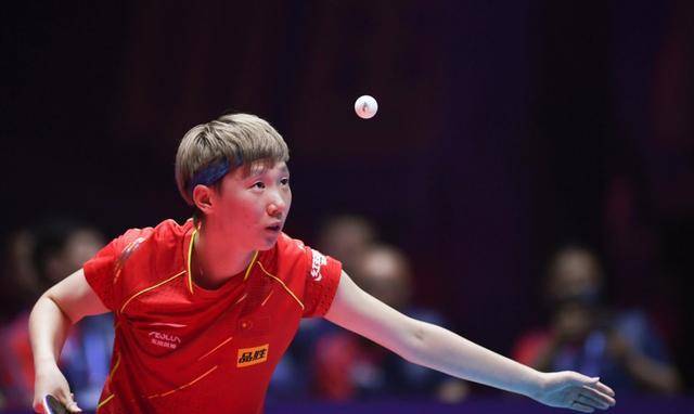 王曼昱因未上场引发热议,球迷期待她未来闪耀_比赛_王曼玉_队友