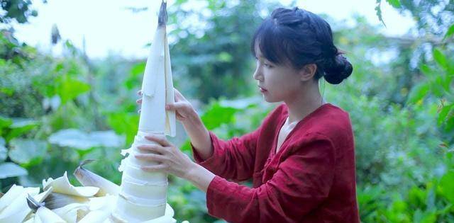 马斯克预测:后果严重>李子柒,原名李佳佳,本身就是四川绵阳人.