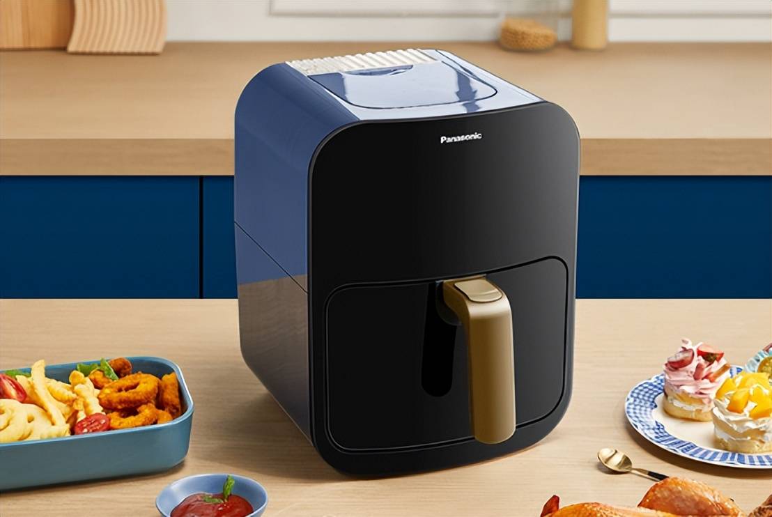 第三名:松下hc300空气炸锅飞利浦空气炸锅面板预设8种菜单提供选择