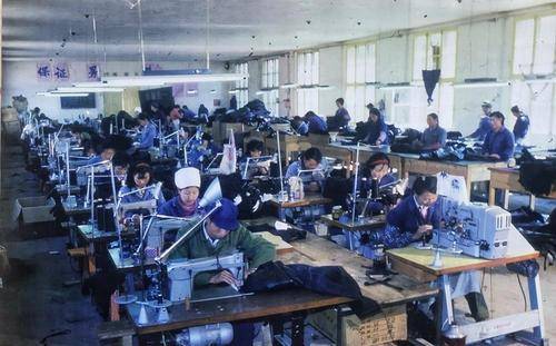 原创江南皮革厂真的倒闭了曾带着漂亮小姨子跑路的黄鹤如今咋样了