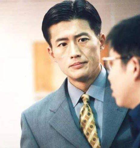 在此期间,高曙光参与的戏的都是非常好的班底,像冯小刚,赵宝刚,孙周等