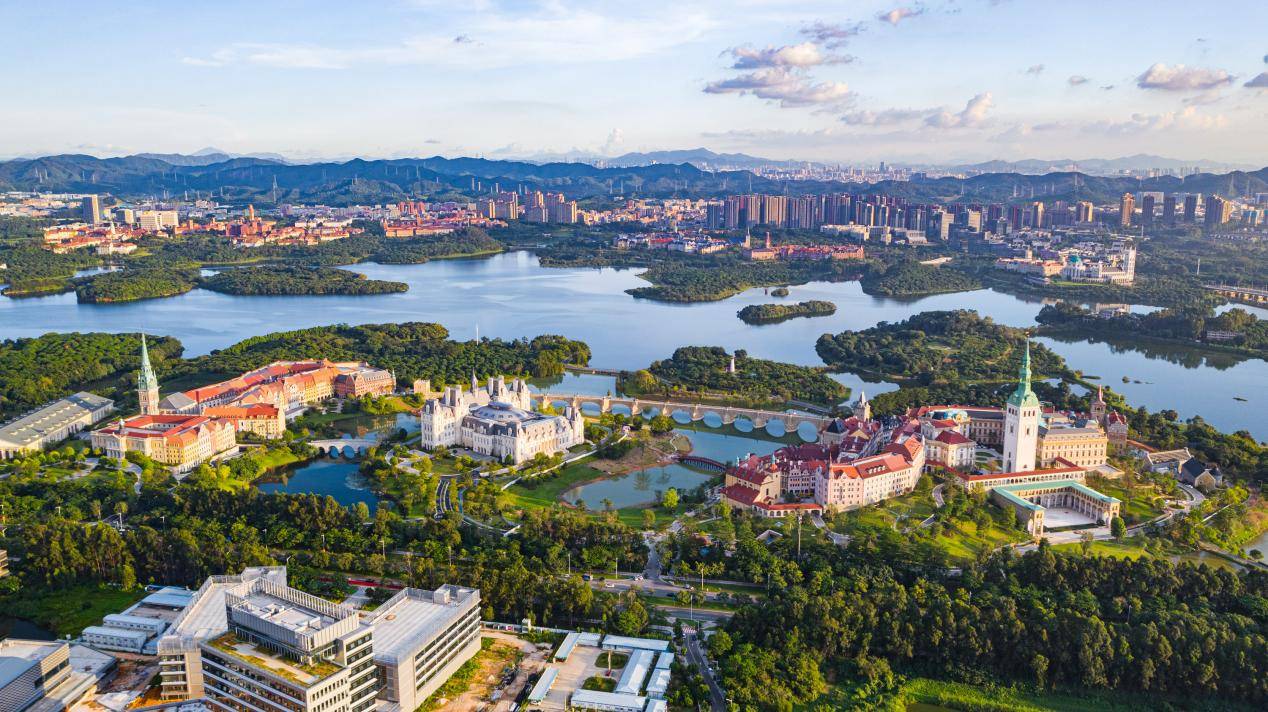 绿潮涌动,千树共植,东莞松山湖唱响绿美生态建设主旋"绿"