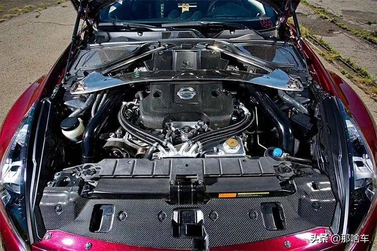 动力上采用了代号为vq37vhr的3.