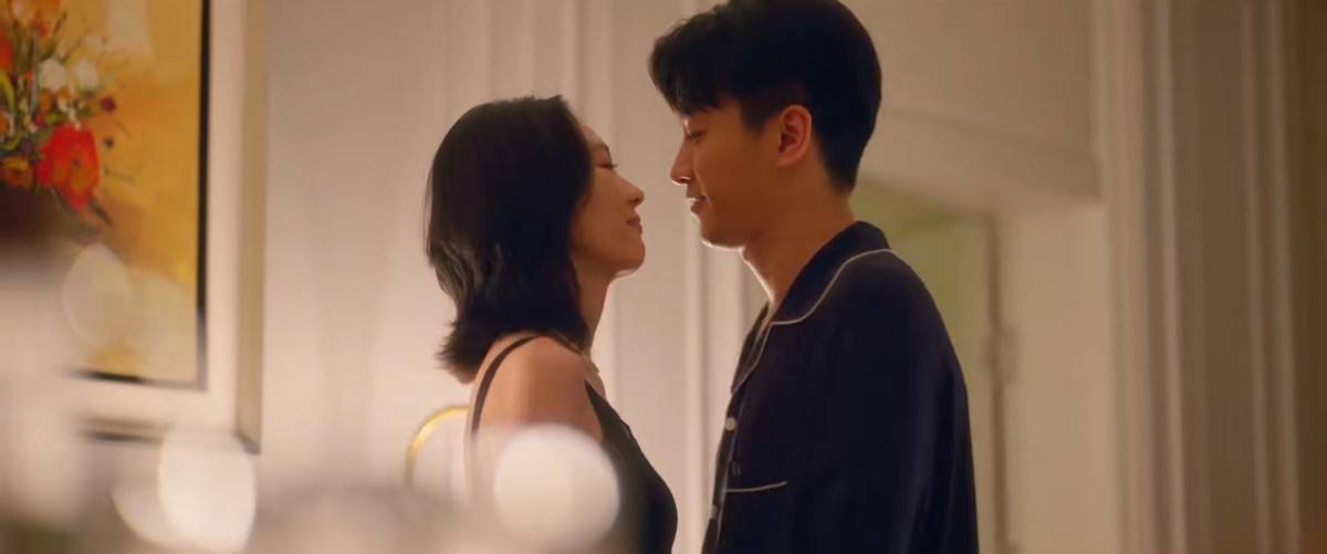 小日子》还没开播,就因为一波接一波的预告让人直呼真实,还用这场吻戏