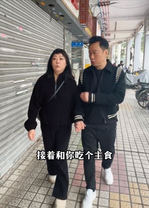 黎耀祥第一任老婆图片