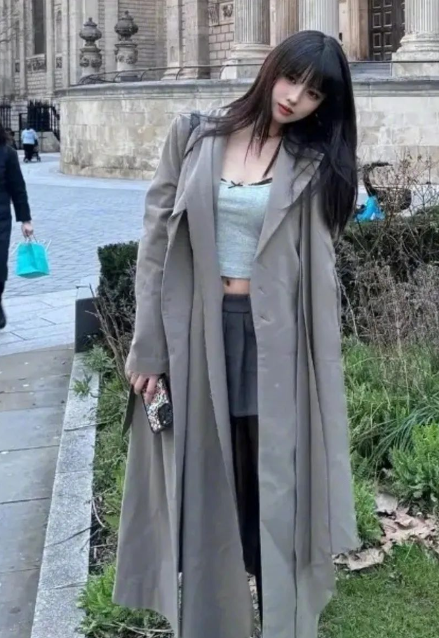 汪峰18岁女儿也太早熟了,五官精致颜值高_苹果_照片_网友