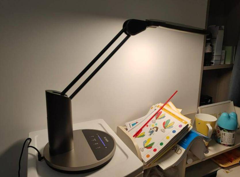 照明灯具哪个品牌好?自费测试无广推荐护眼台灯五大好用品牌
