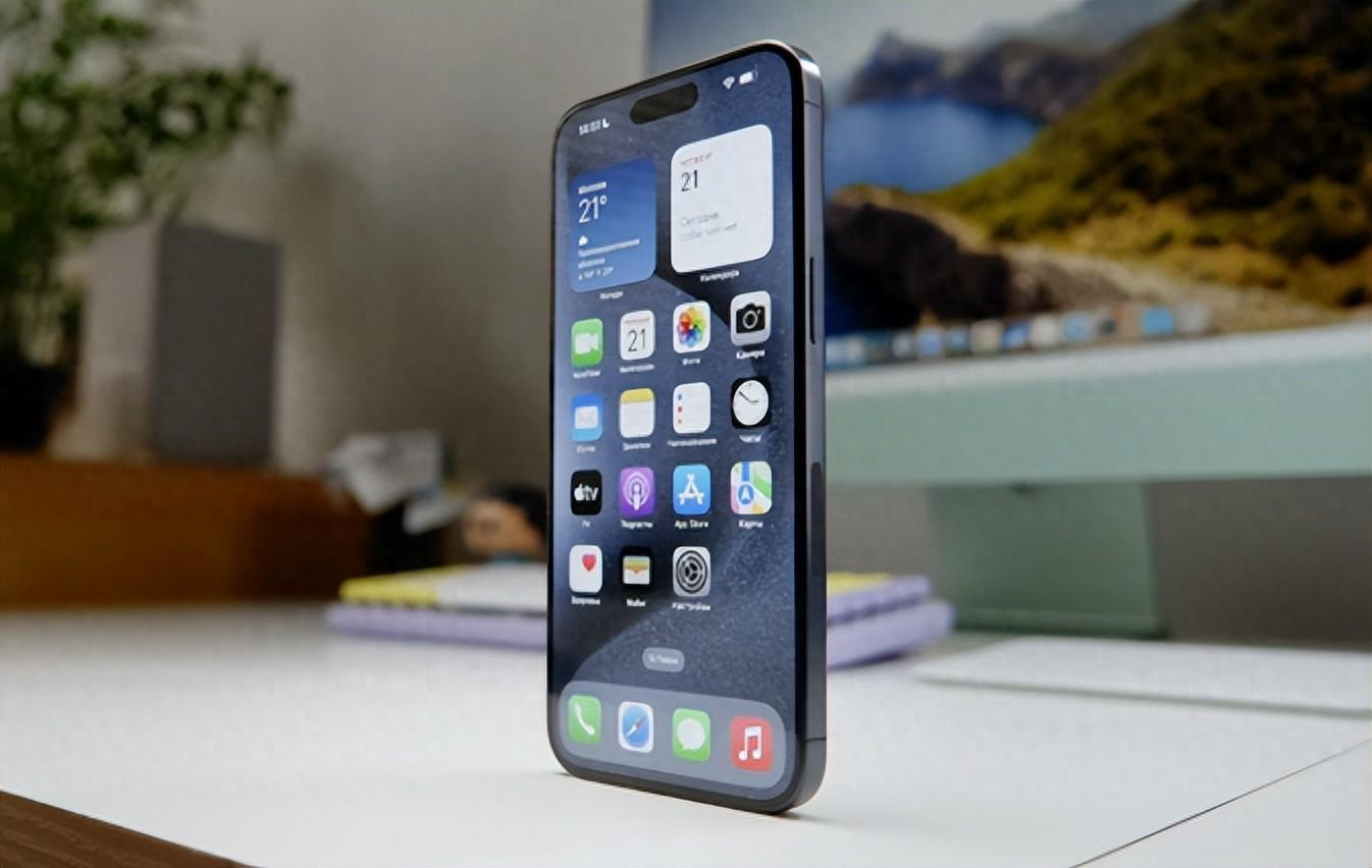 第二部:iphone 15 pro max虽说三星手机在国内的销量不咋地,但是放眼