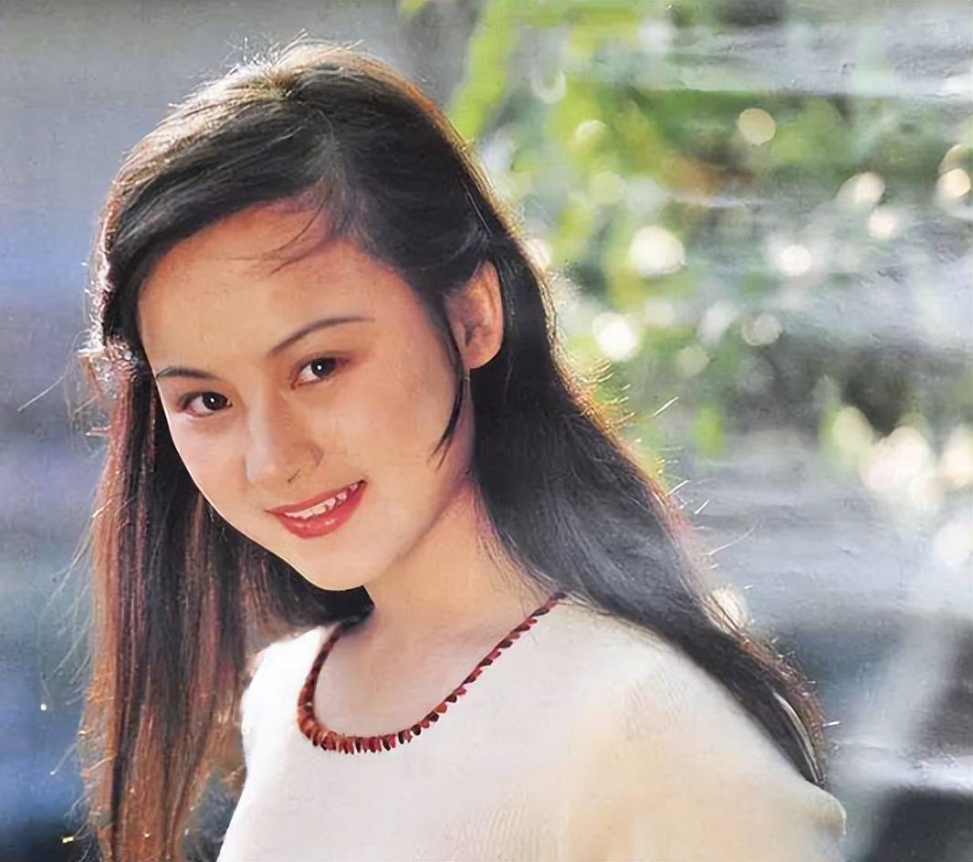 张莉的成功,也带动了她与其他演员之间的深厚友谊,她与剧中的演员建立