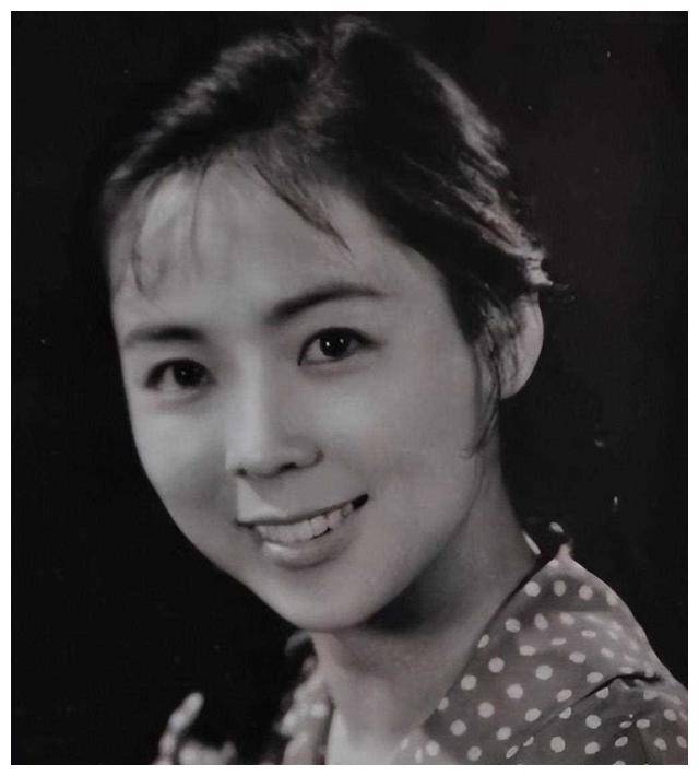 原创刘尚娴因扮演王芳婚姻美丽英雄儿女走红