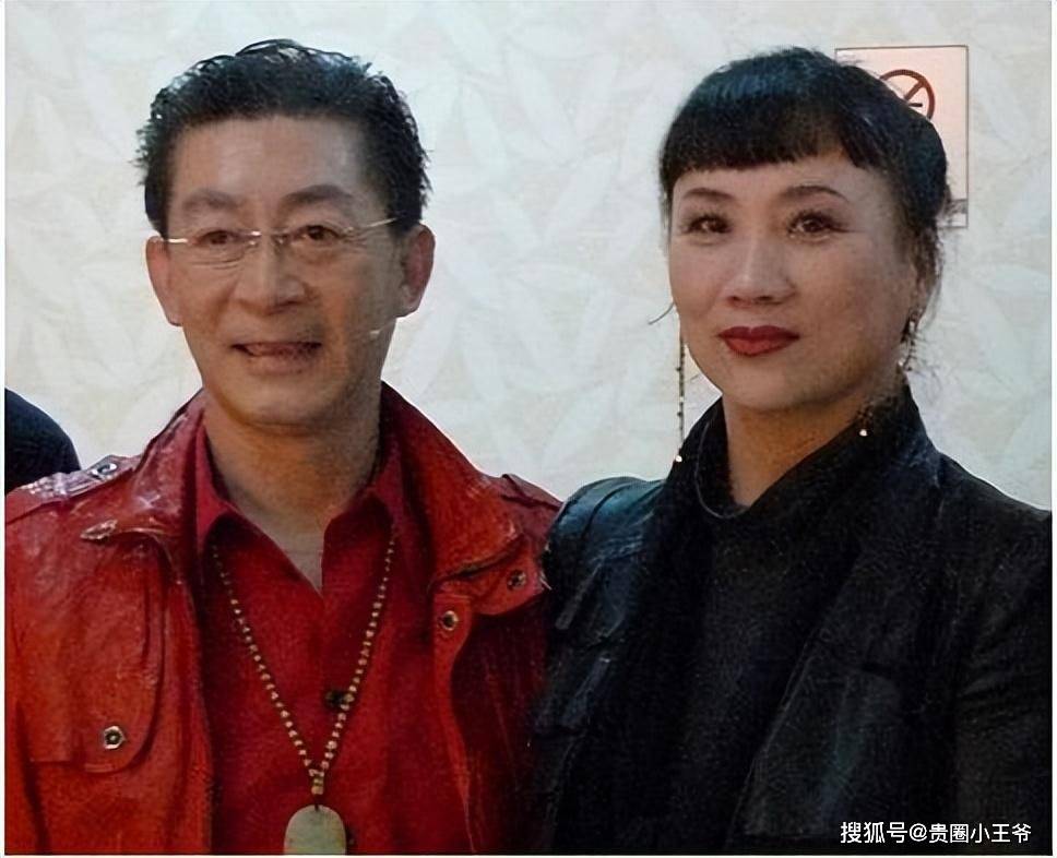 bqbq金宇与老婆杨洁图片